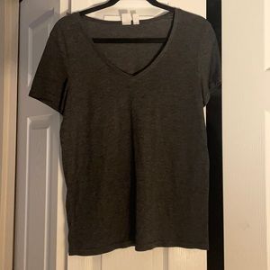 BP Charcoal Gray V-Neck Tee, Size L